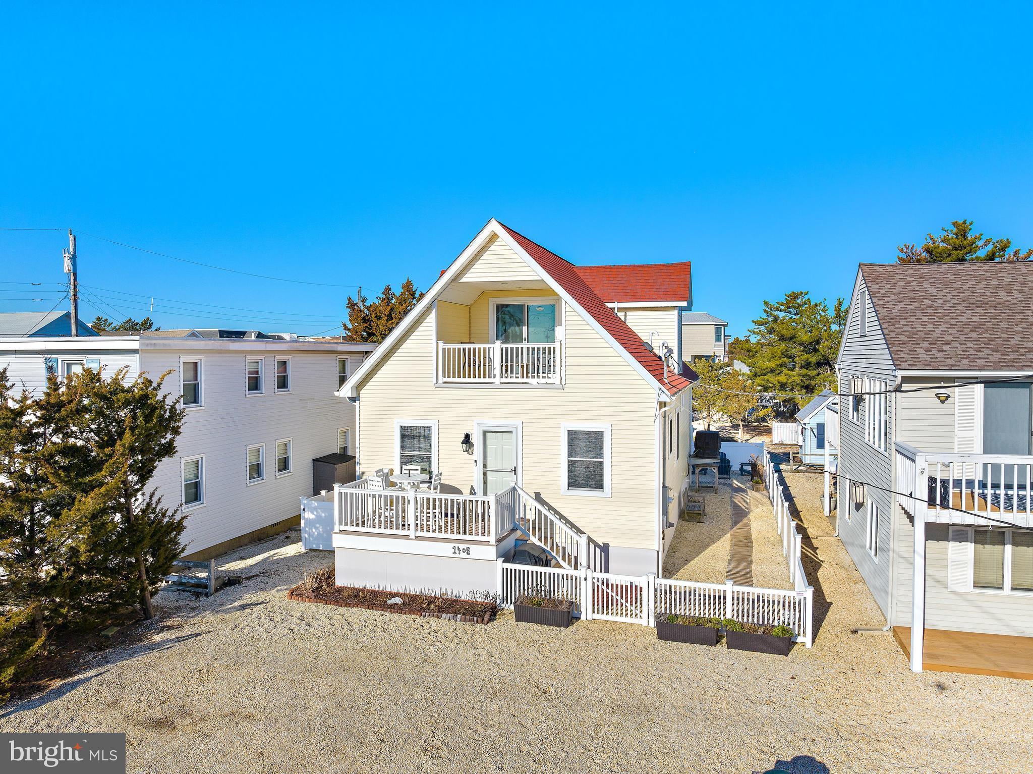 1405 N CENTRAL AVENUE