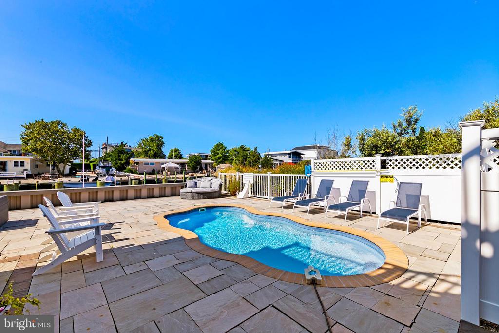 156 MARINA BOULEVARD