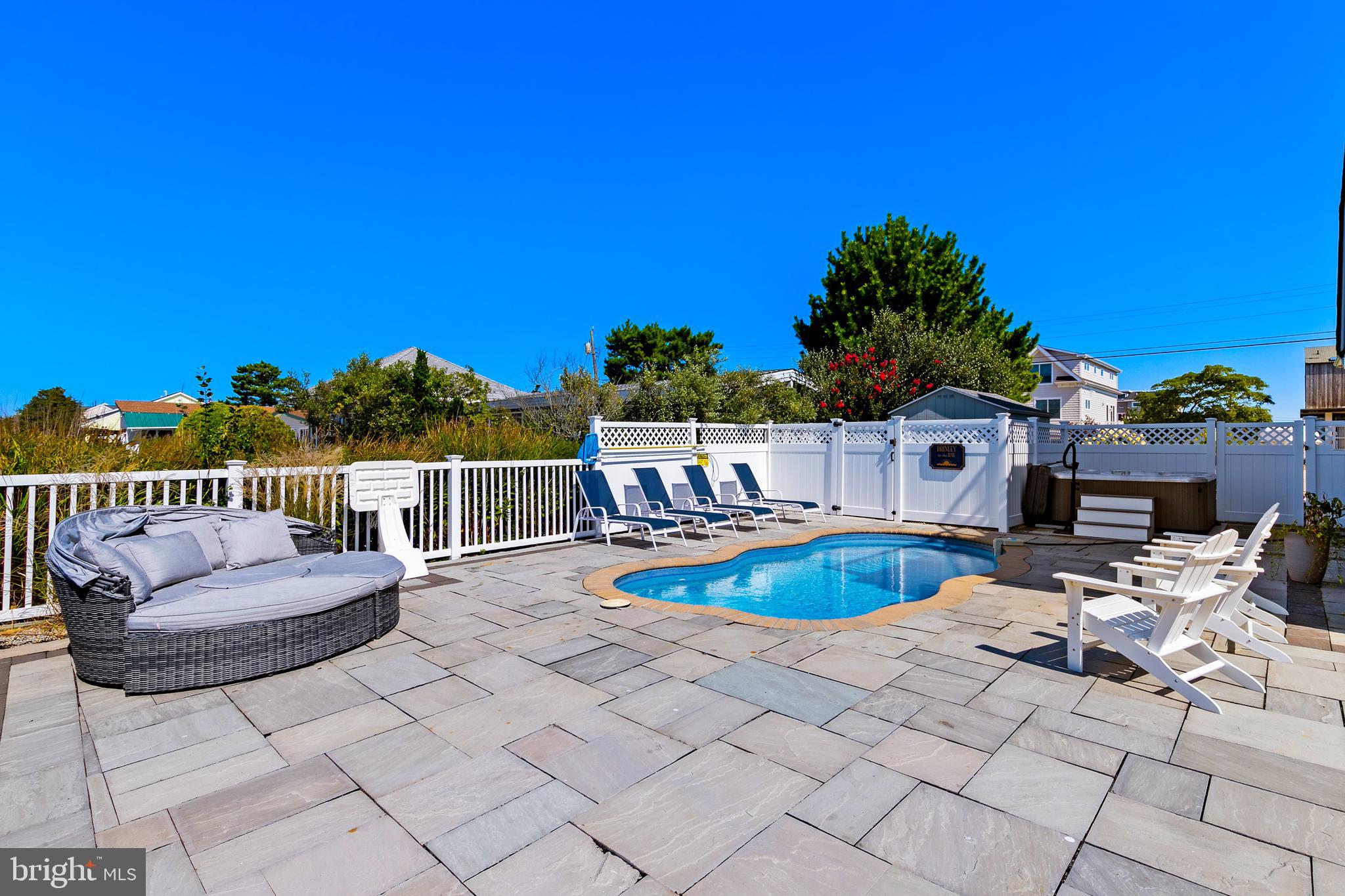 156 MARINA BOULEVARD