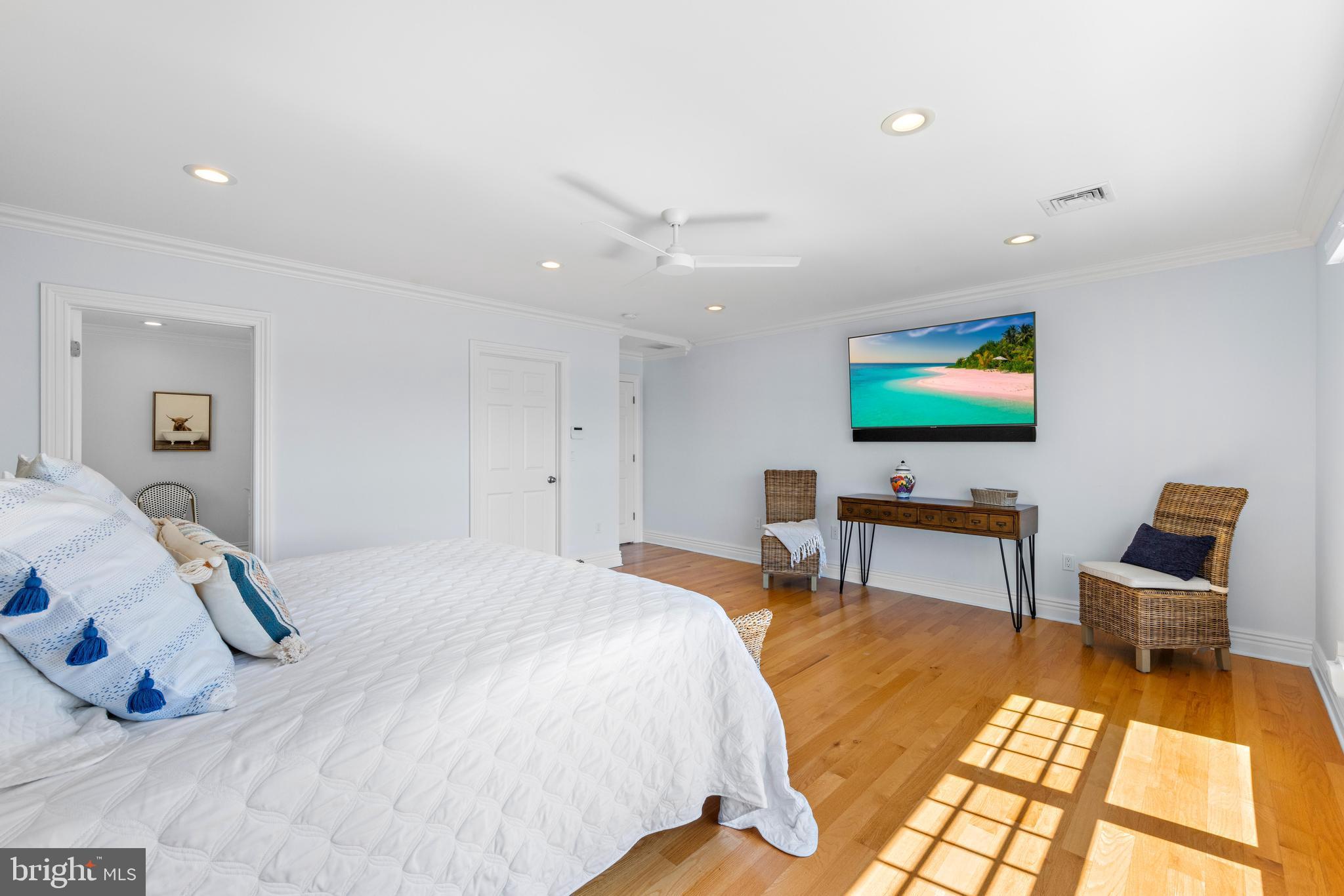 156 MARINA BOULEVARD