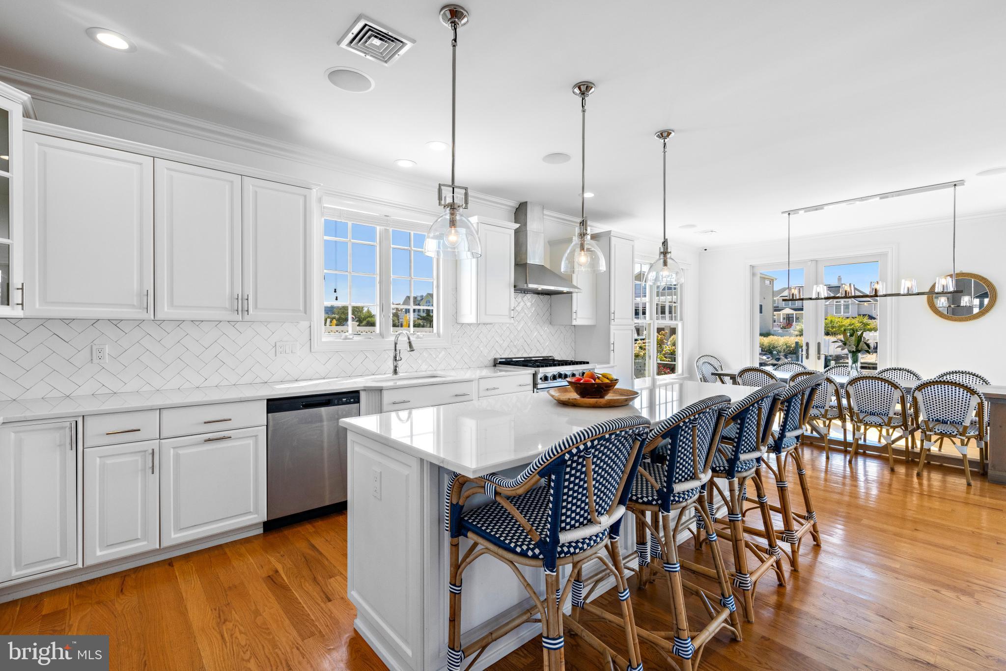 156 MARINA BOULEVARD