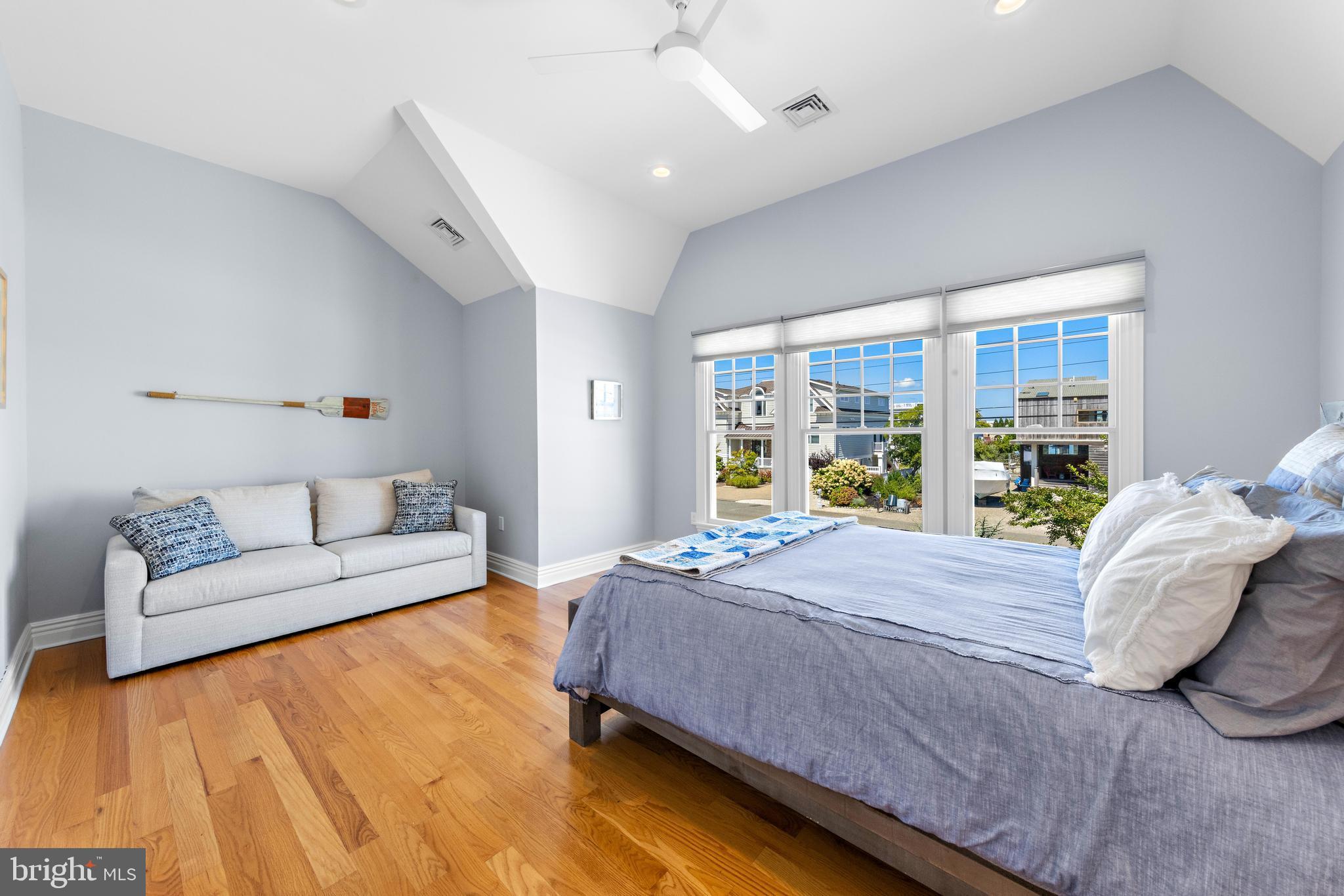 156 MARINA BOULEVARD