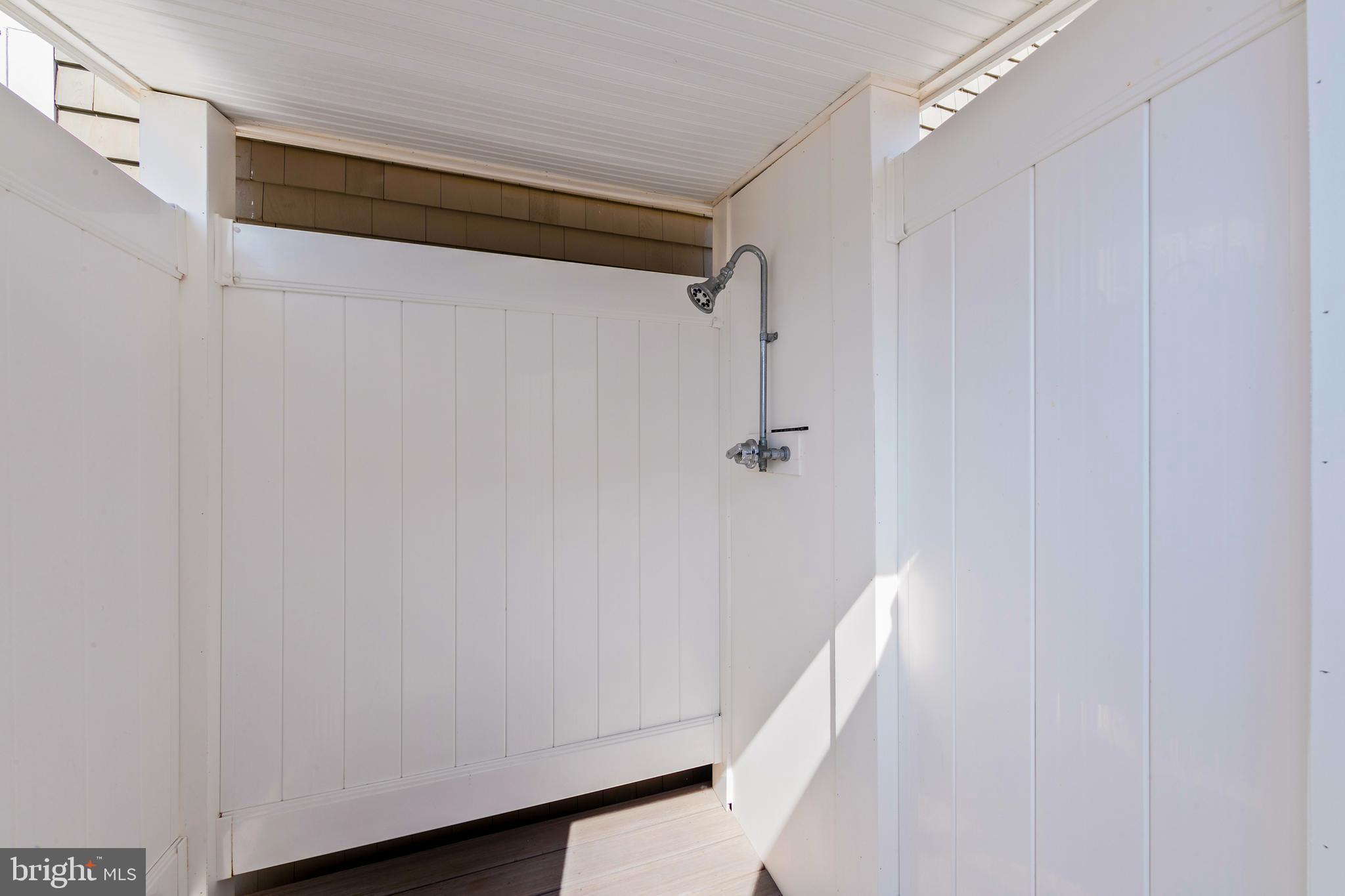 156 MARINA BOULEVARD