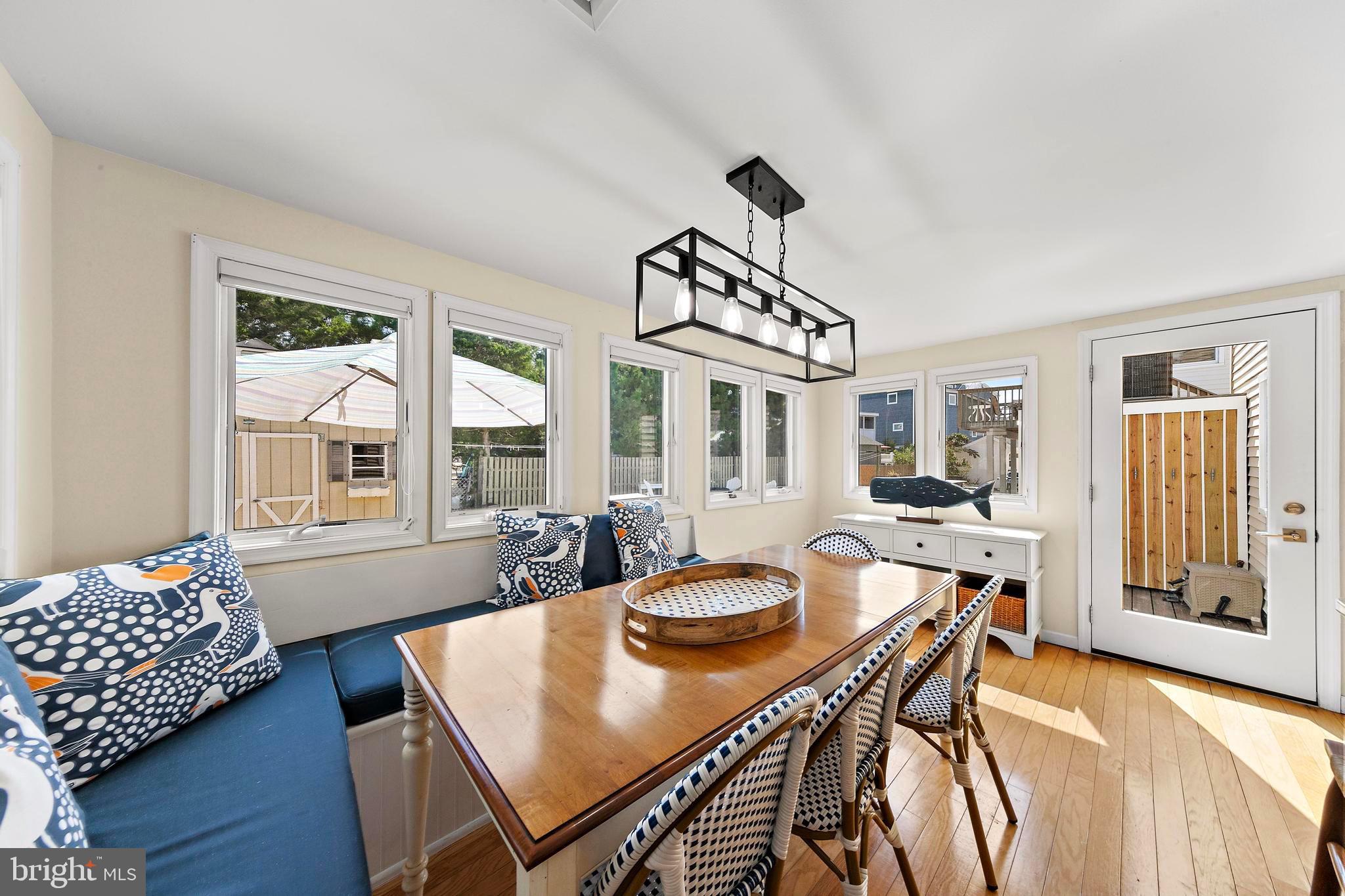 5 ALEXIS PLACE