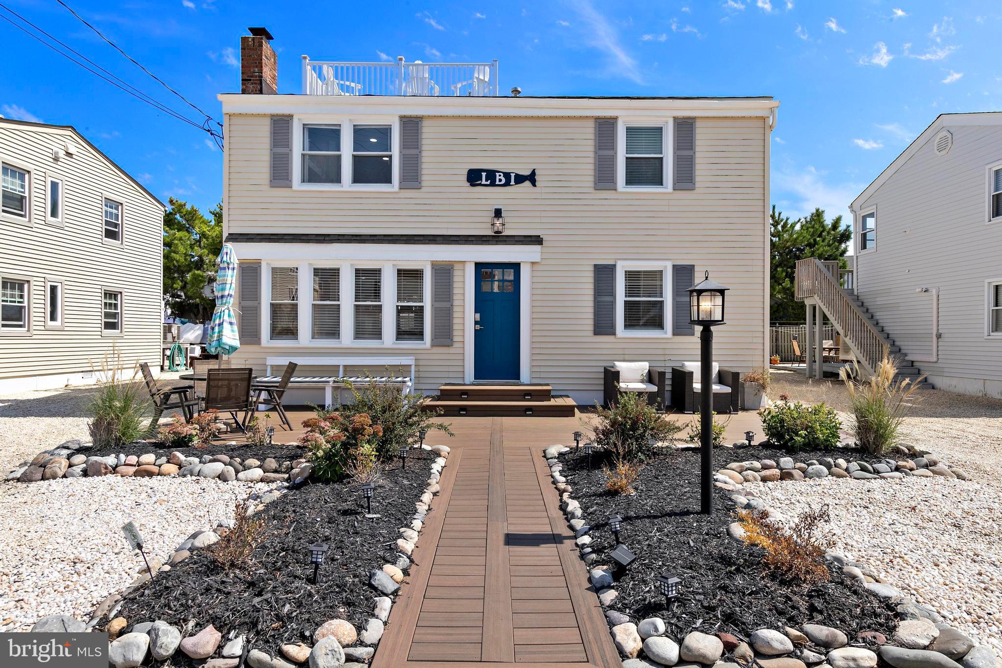 5 ALEXIS PLACE