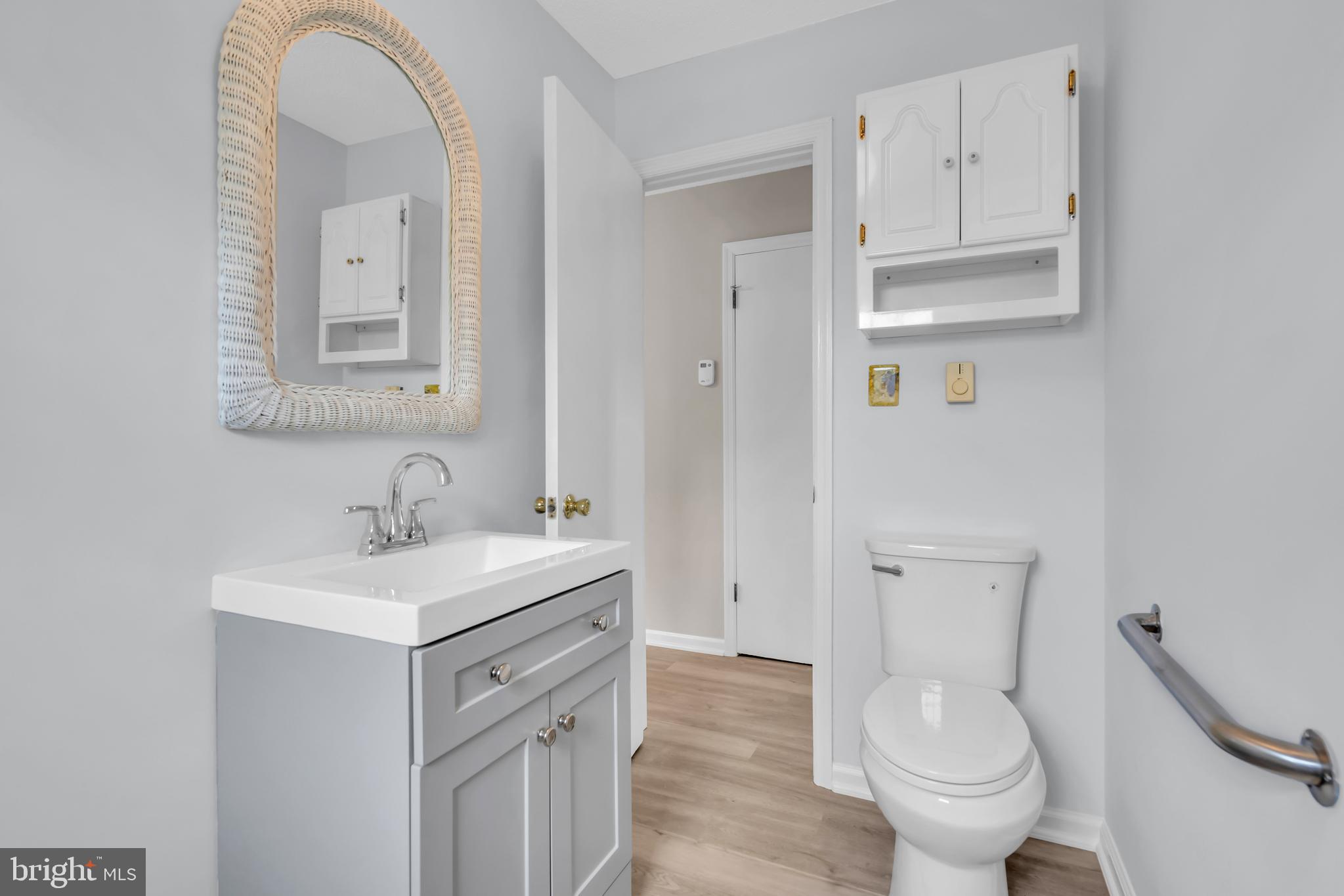 358 W 6TH STREET