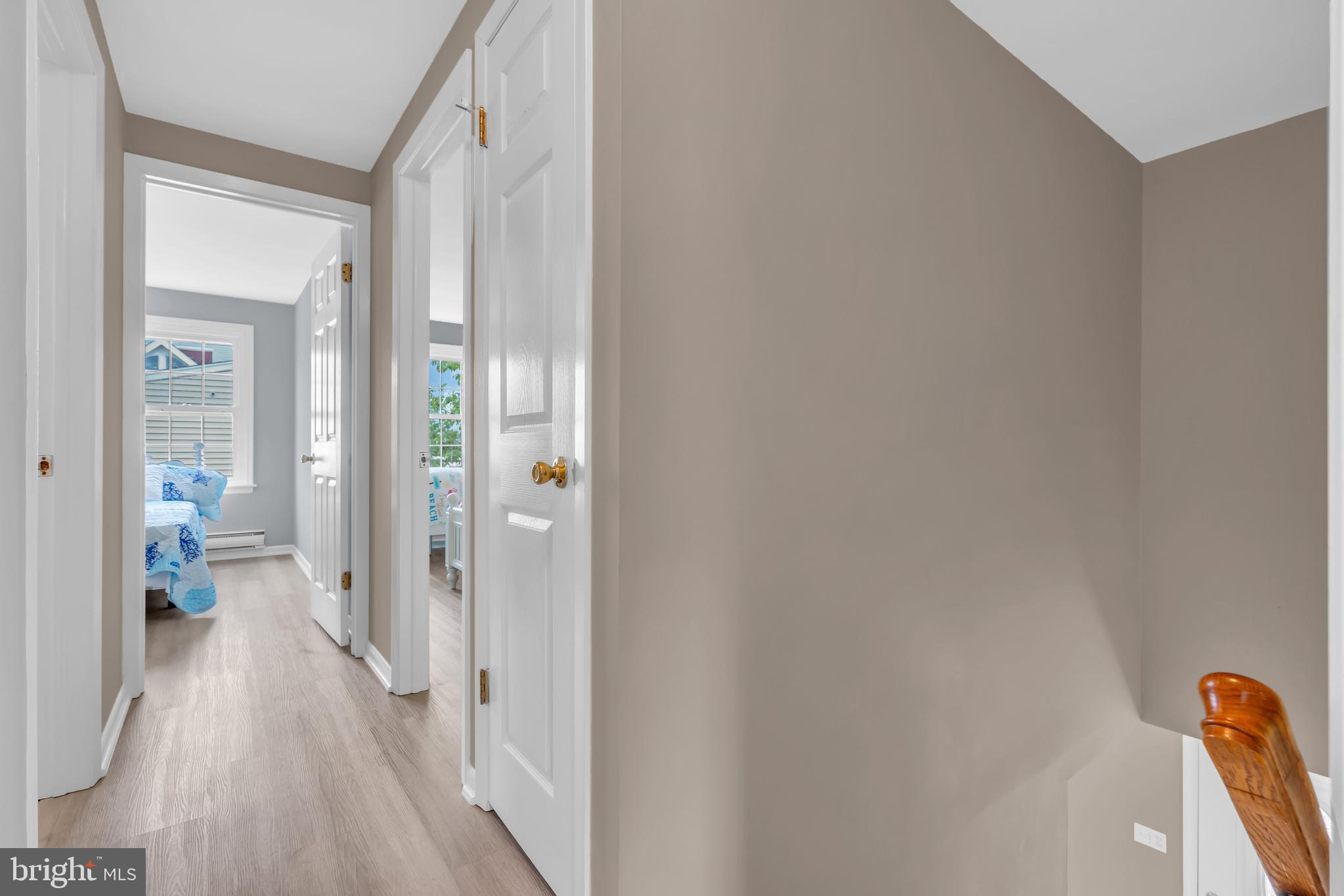 358 W 6TH STREET