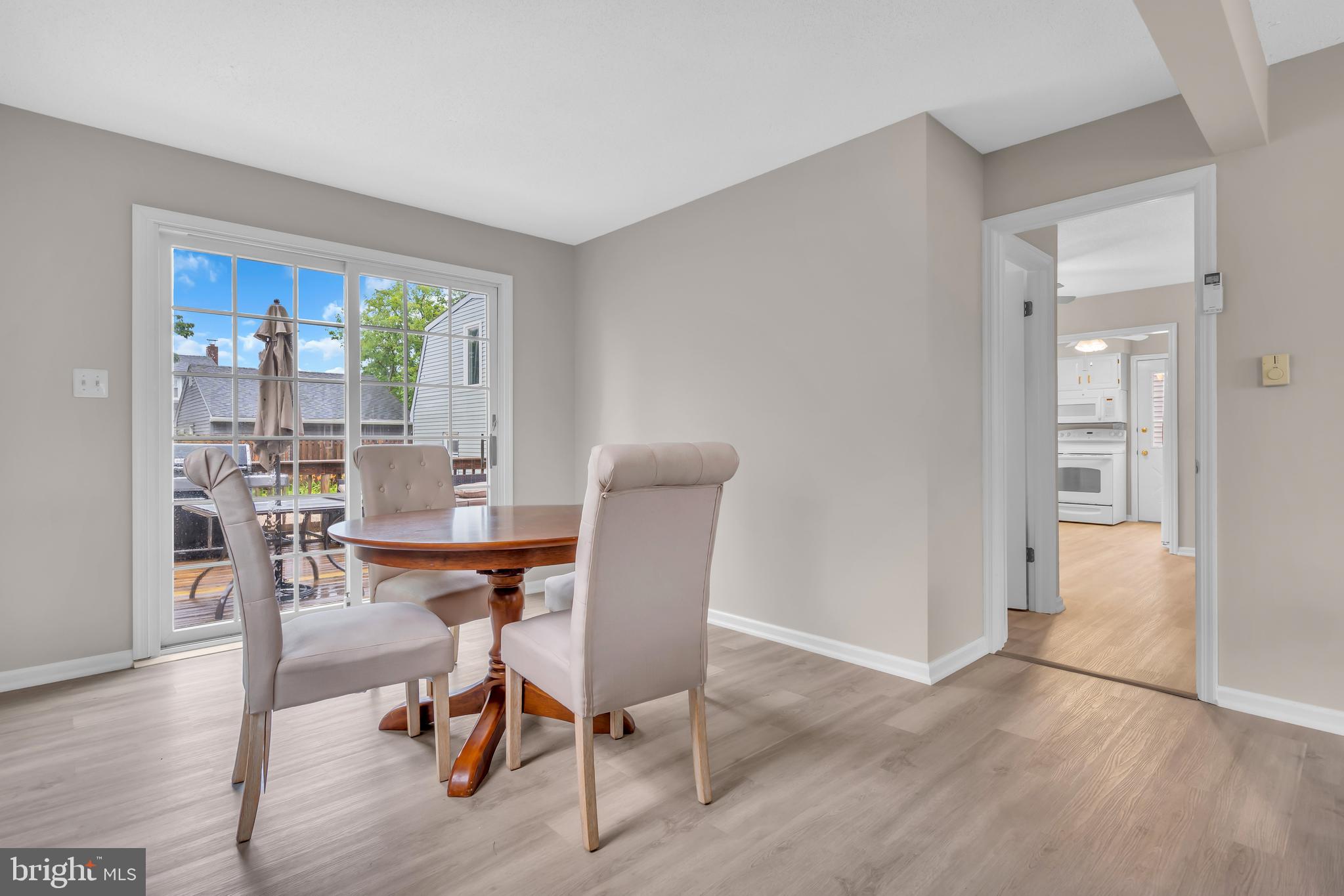 358 W 6TH STREET