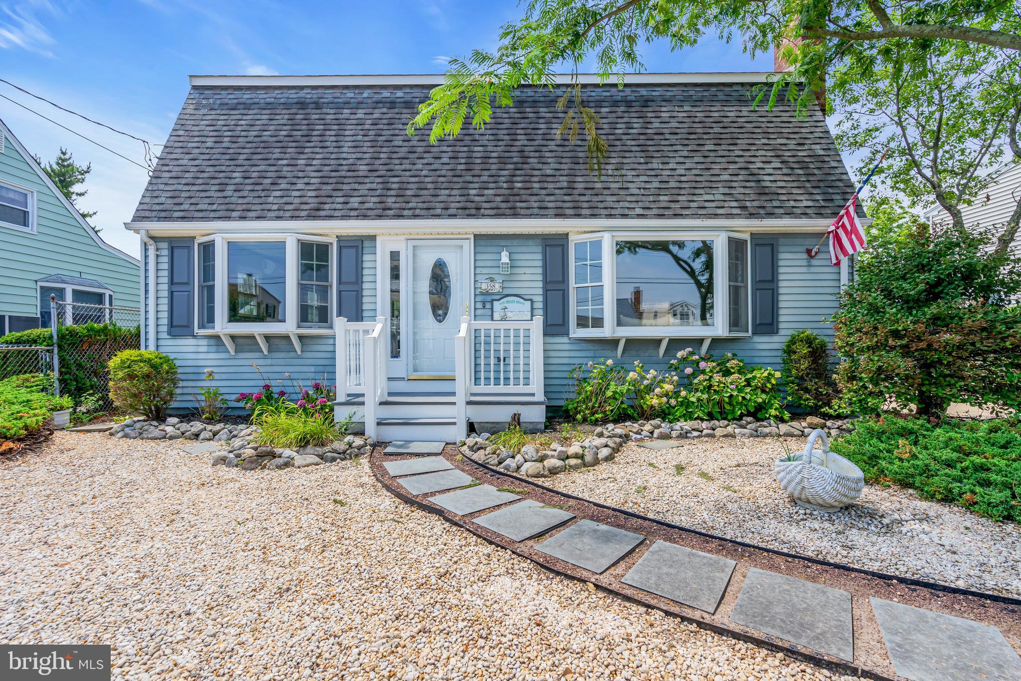 358 W 6TH STREET