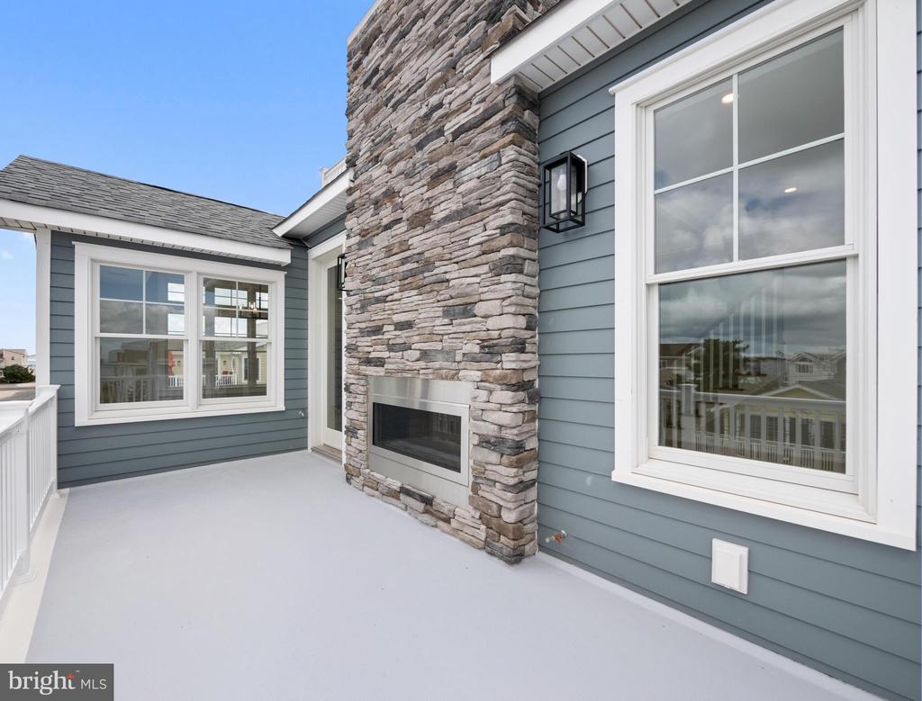 20 W JOSHUA AVENUE