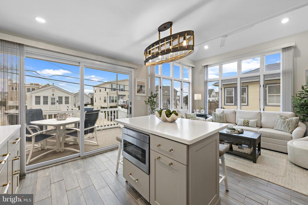 30 W WINIFRED AVENUE