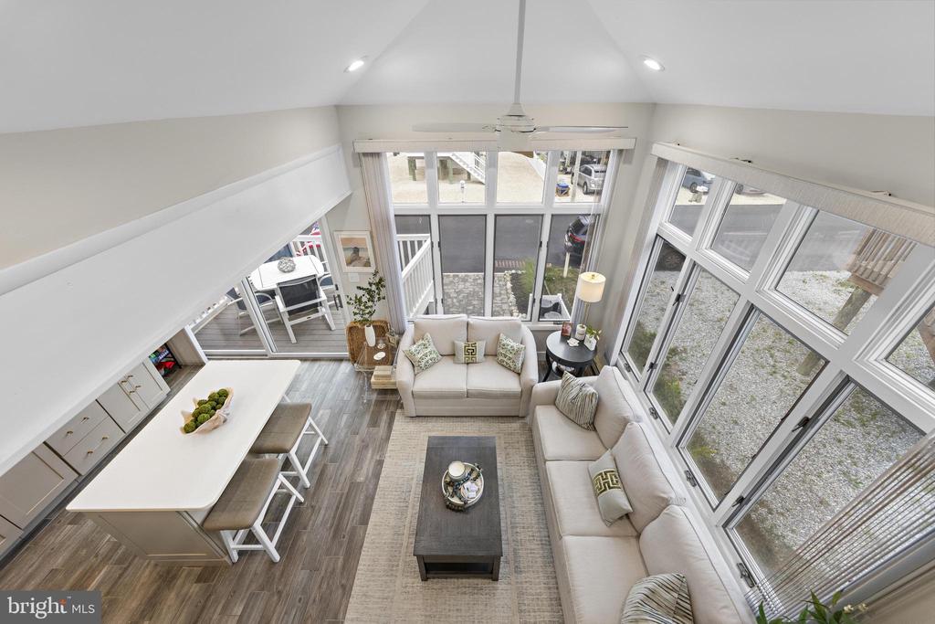 30 W WINIFRED AVENUE