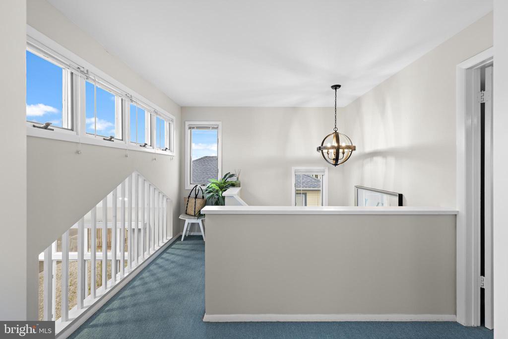 30 W WINIFRED AVENUE