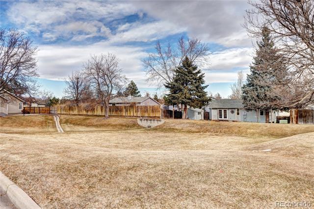 8458 Everett Way Unit: B