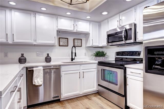 8458 Everett Way Unit: B