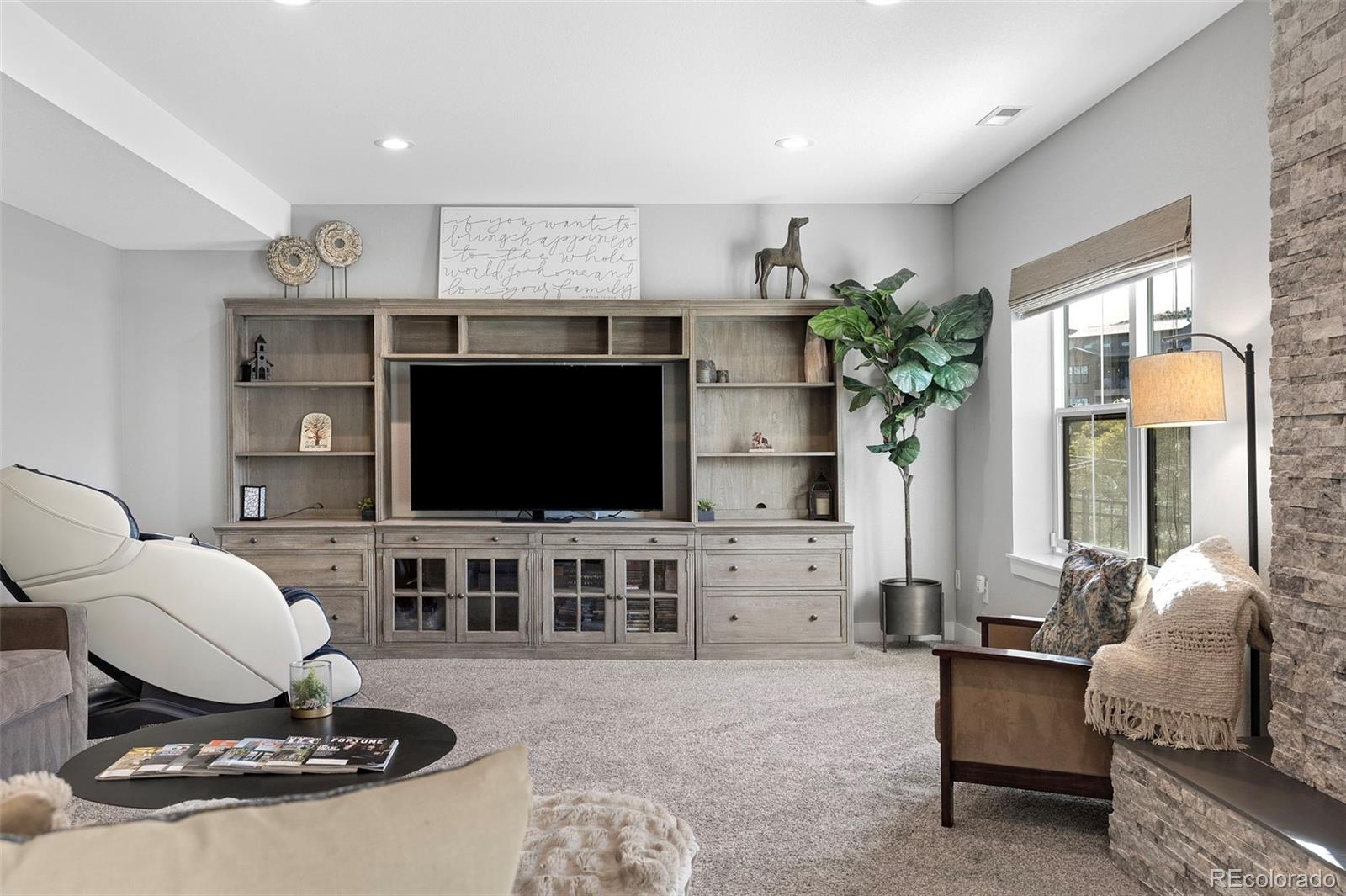 9625 Viewside Drive