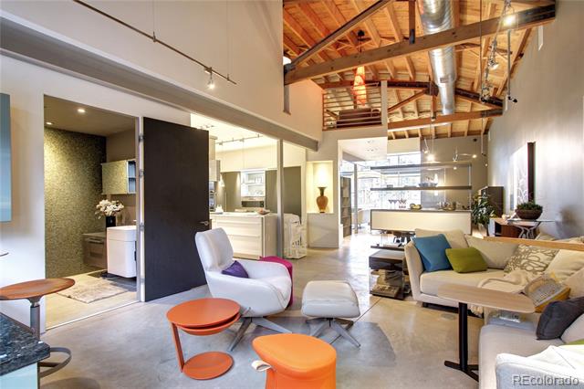 2527 Larimer Street