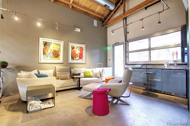 2527 Larimer Street