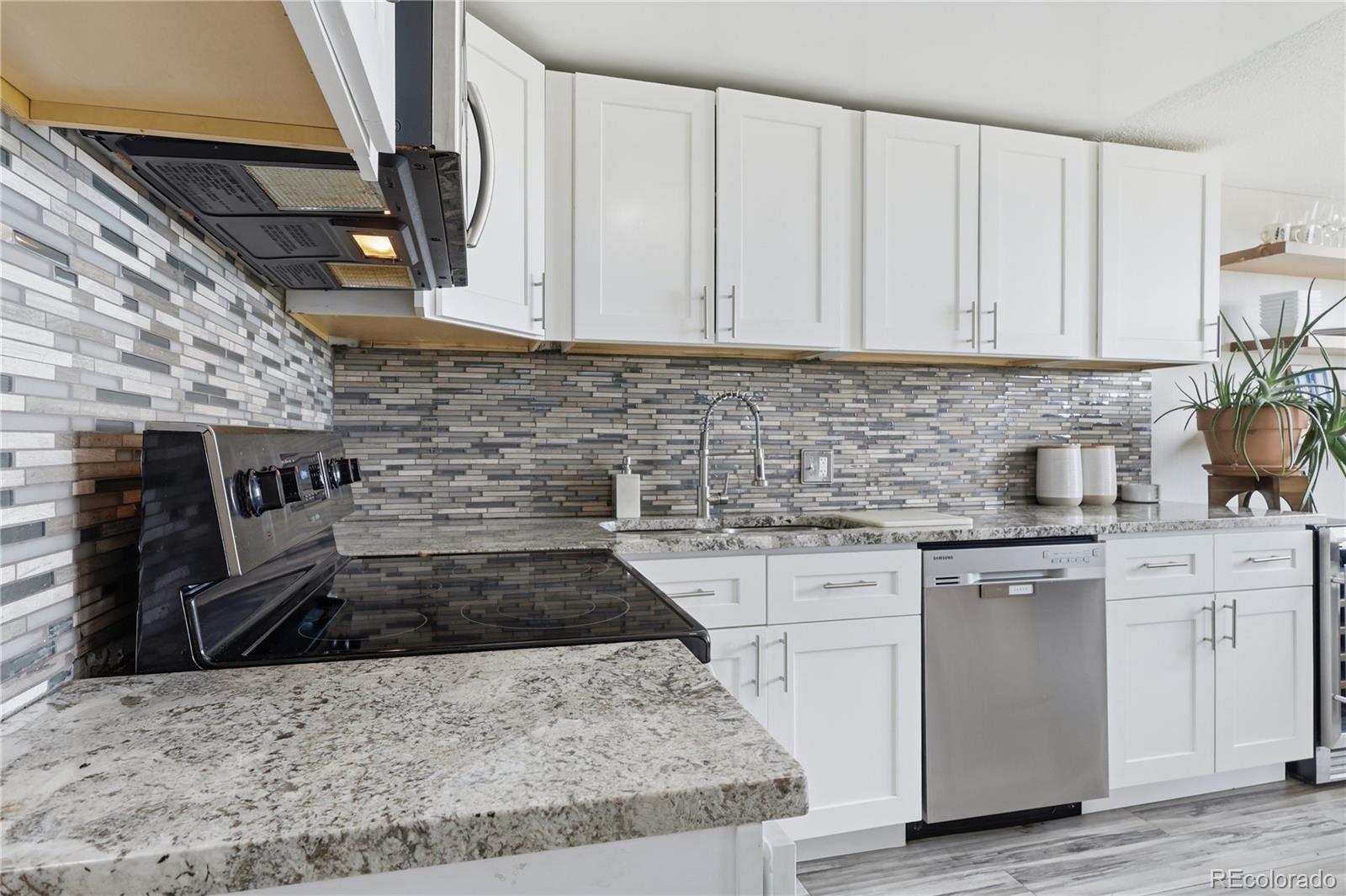 1155 N Ash Street Unit: 806