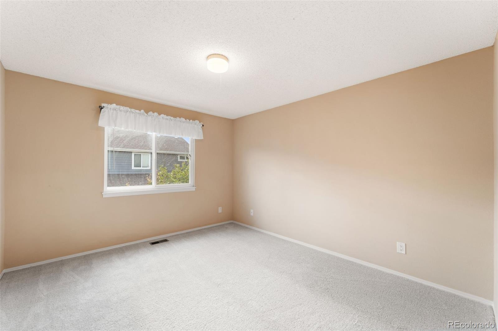 531 Arden Circle