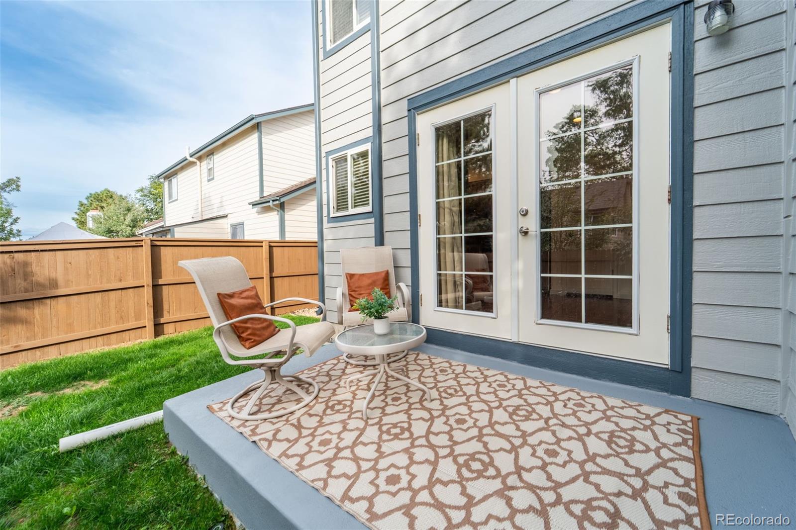 975 Cobblestone Drive
