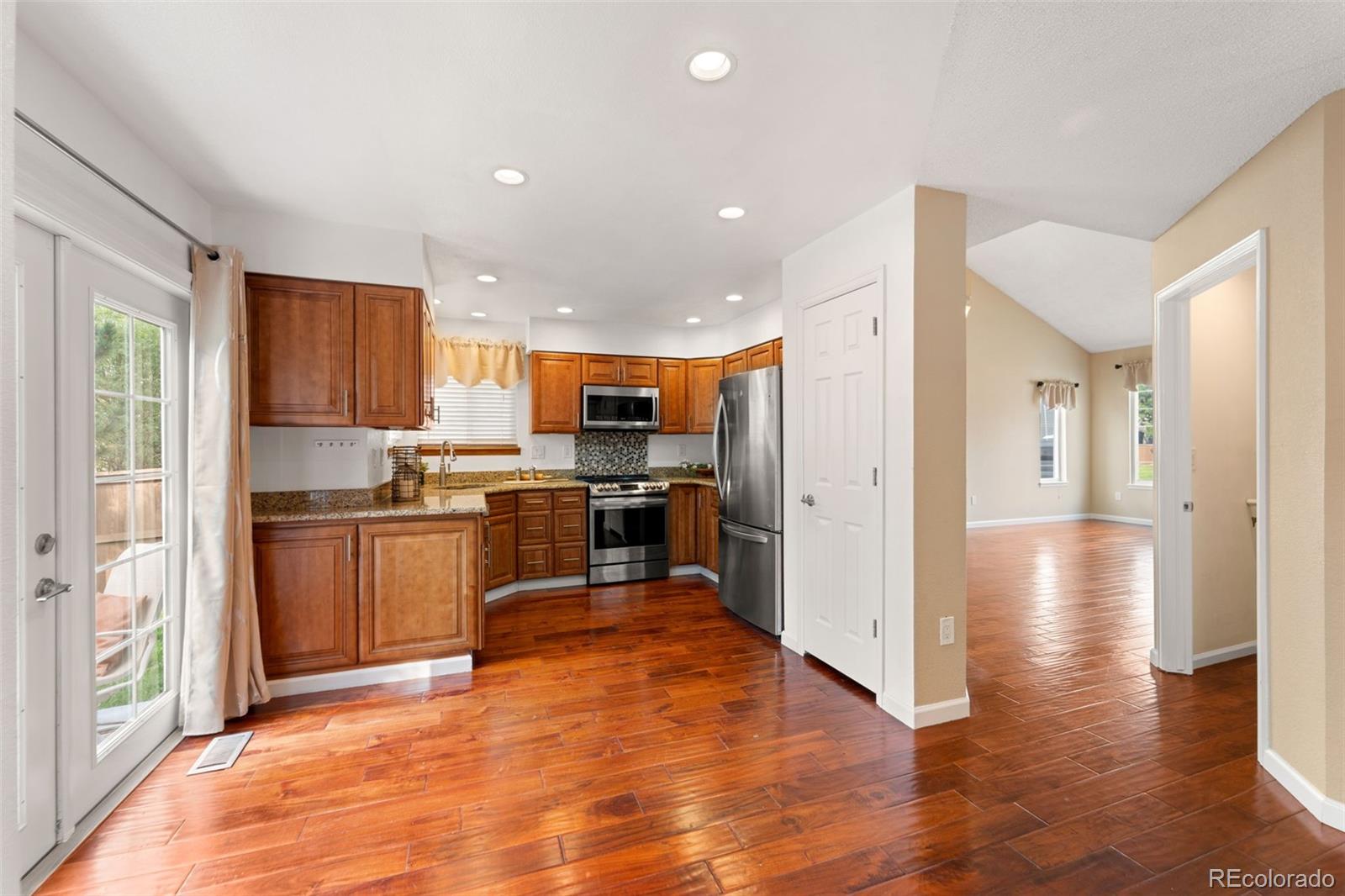 975 Cobblestone Drive