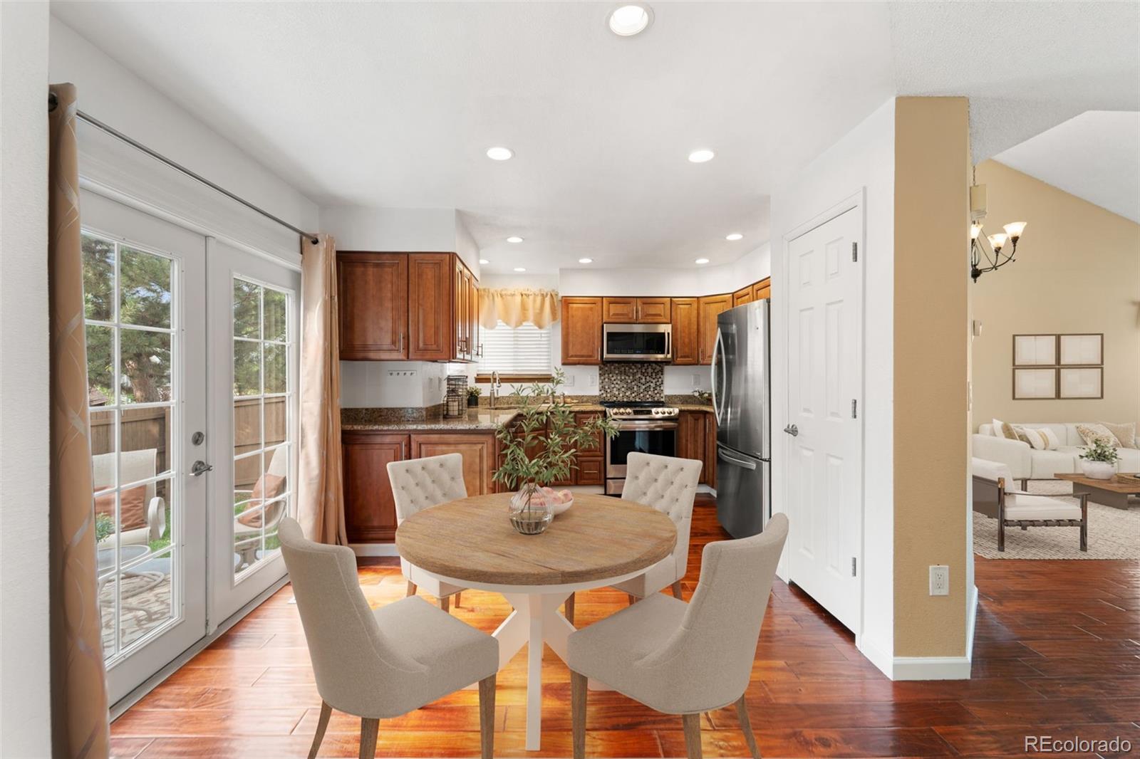 975 Cobblestone Drive
