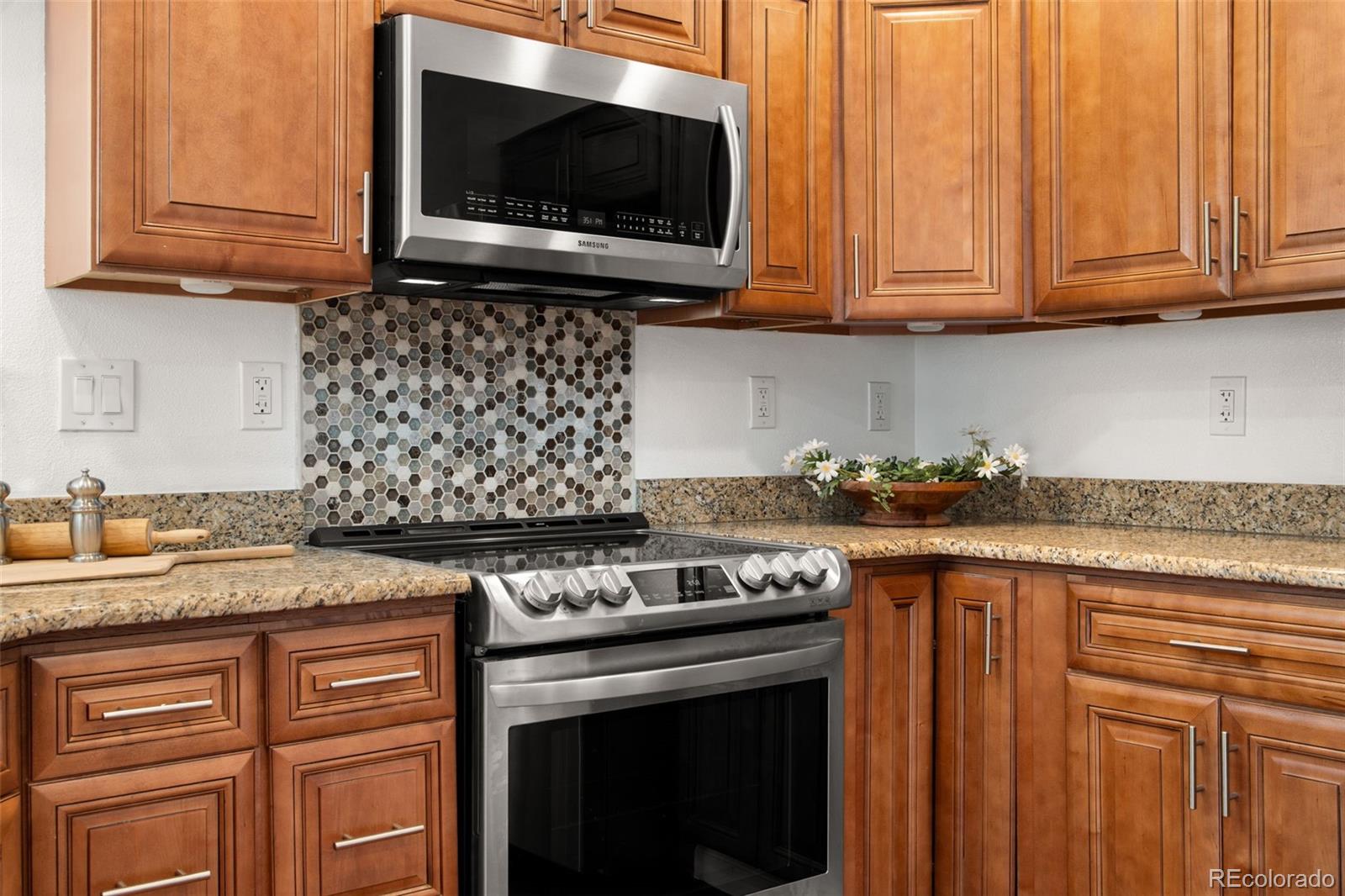 975 Cobblestone Drive