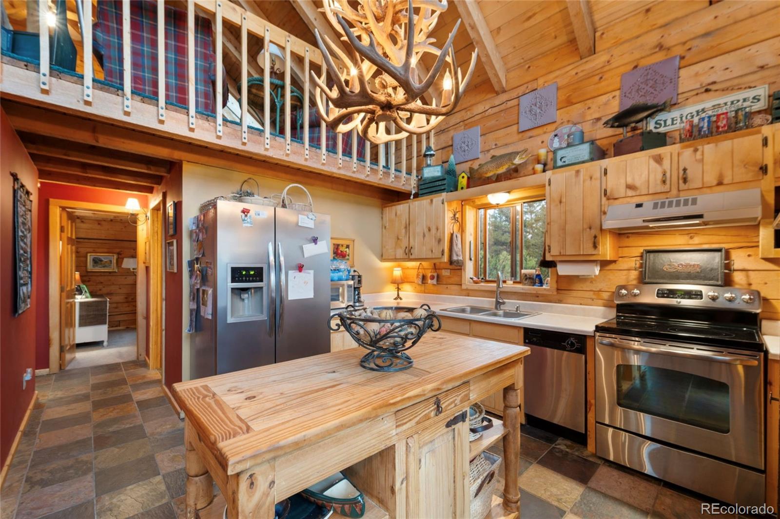 2578 Redhill Road