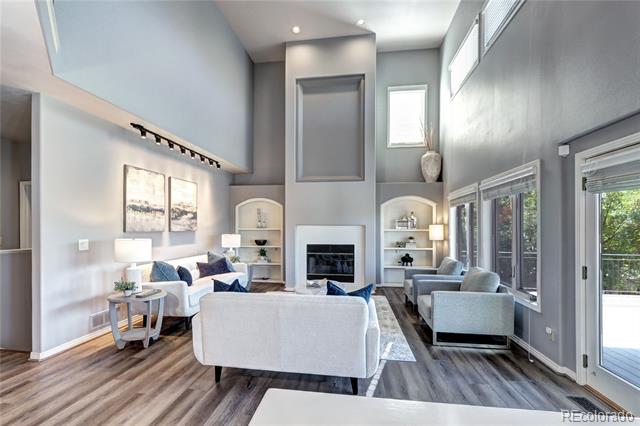 12 Red Tail Drive