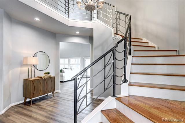 12 Red Tail Drive