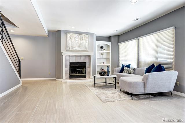 12 Red Tail Drive