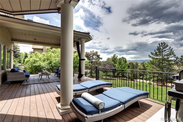 12 Red Tail Drive