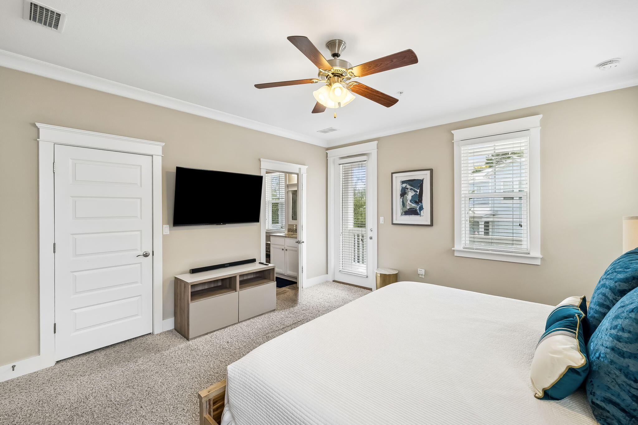 85 Emerald Beach Way