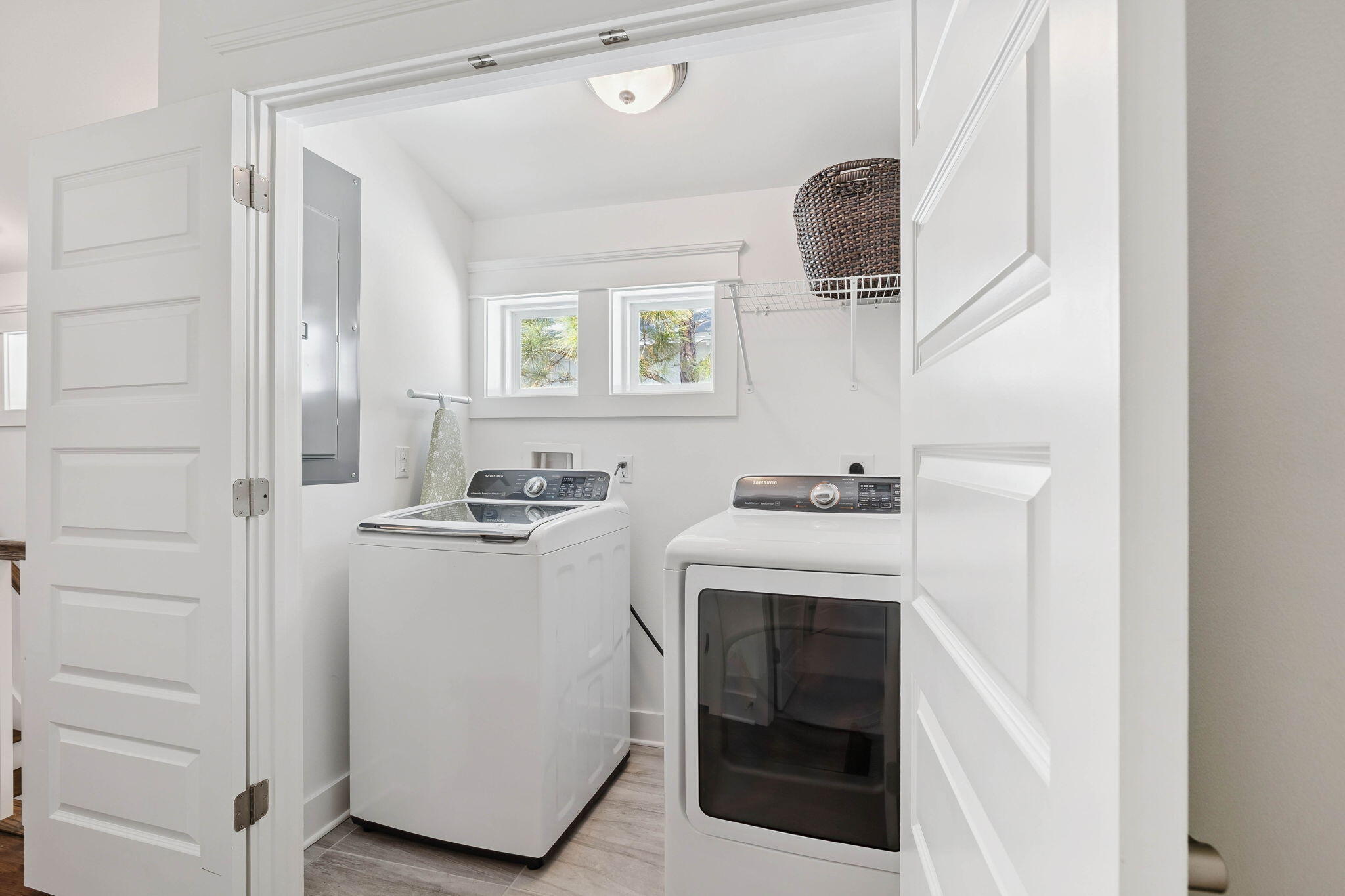 255 Emerald Beach Circle