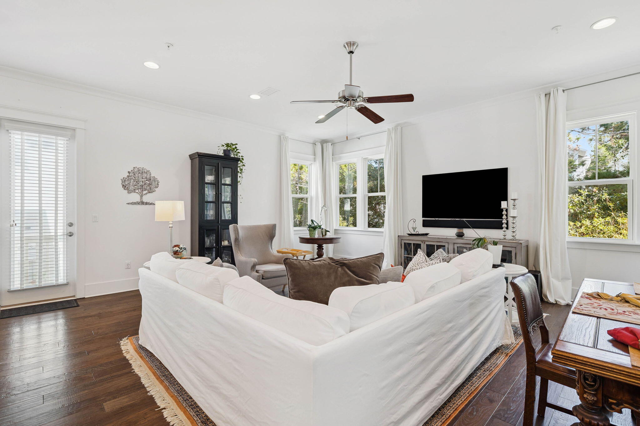 255 Emerald Beach Circle