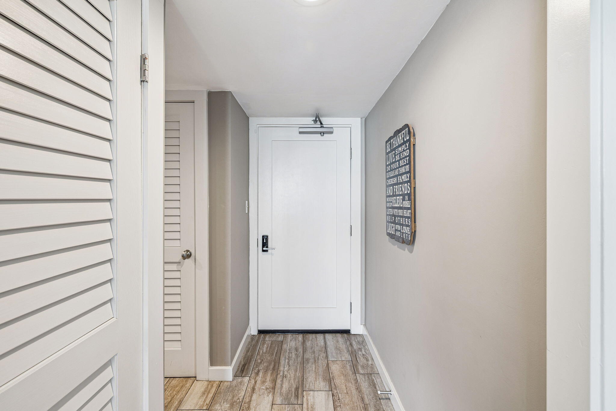 4100 E County Highway 30A UNIT 1004