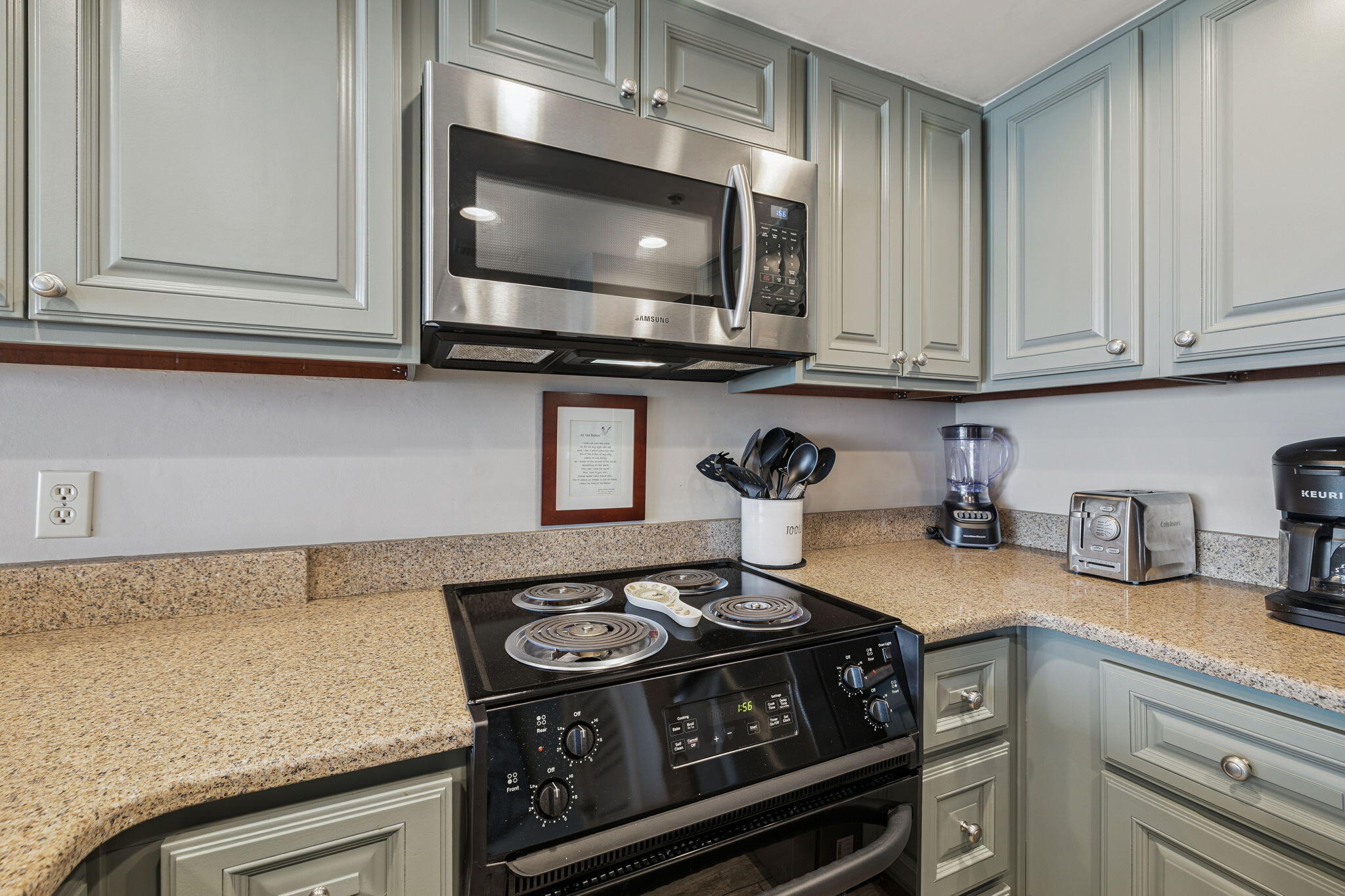 4100 E County Highway 30A UNIT 1004