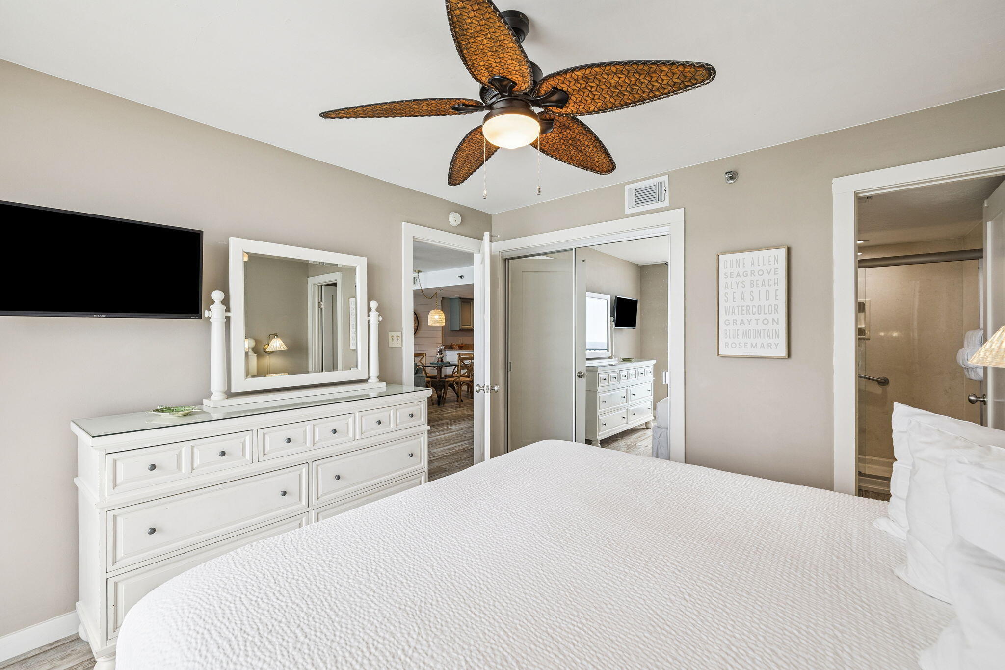 4100 E County Highway 30A UNIT 1004