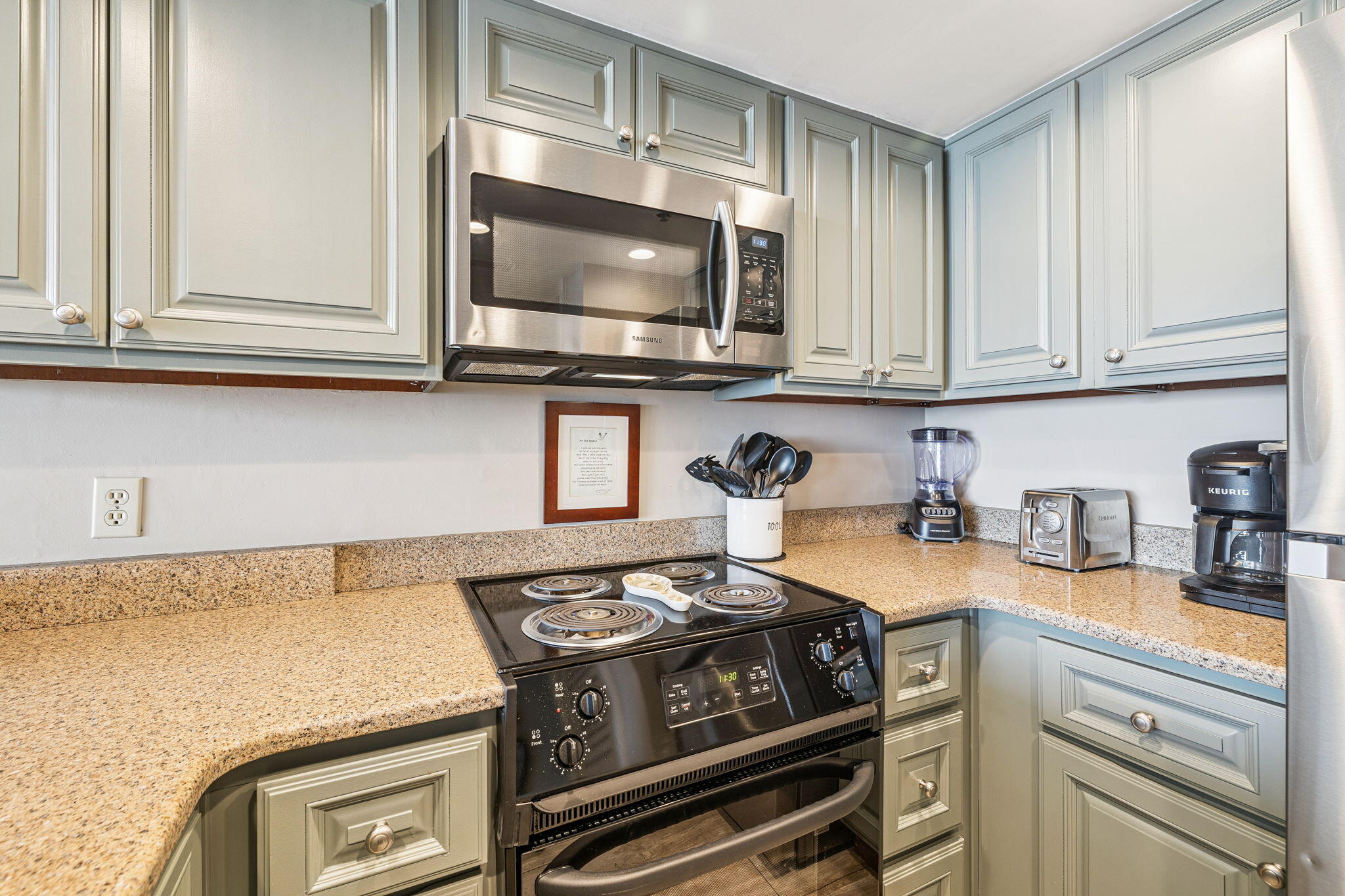 4100 E County Highway 30A UNIT 1004