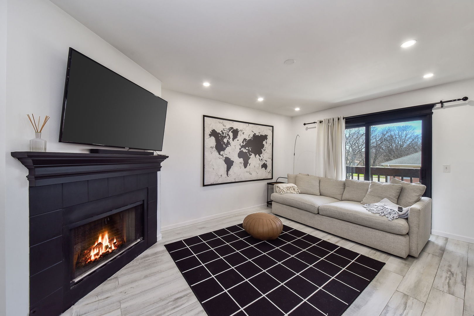 528 Pershing Avenue Unit: E