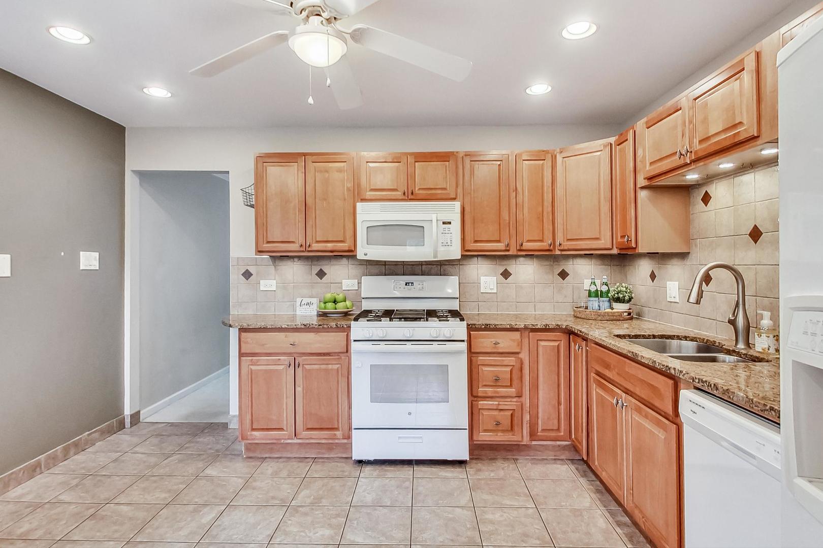 2305 Hawk Lane