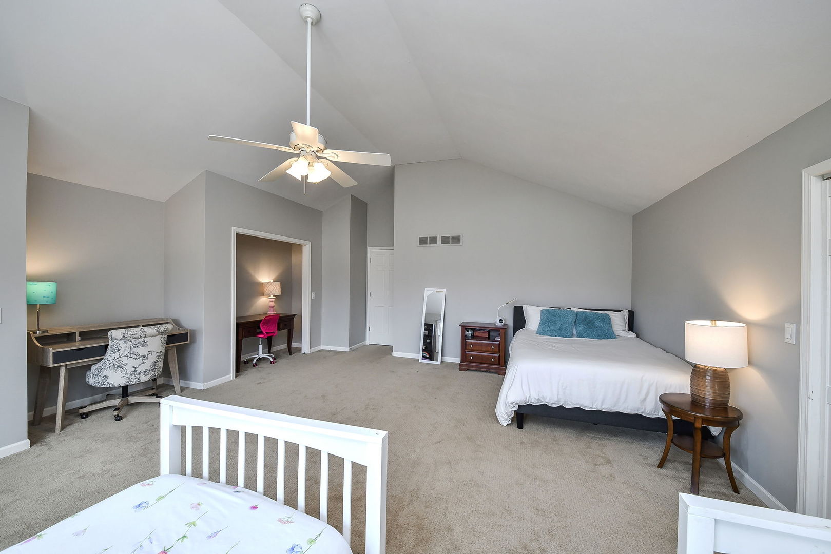 75 Hawkins Circle