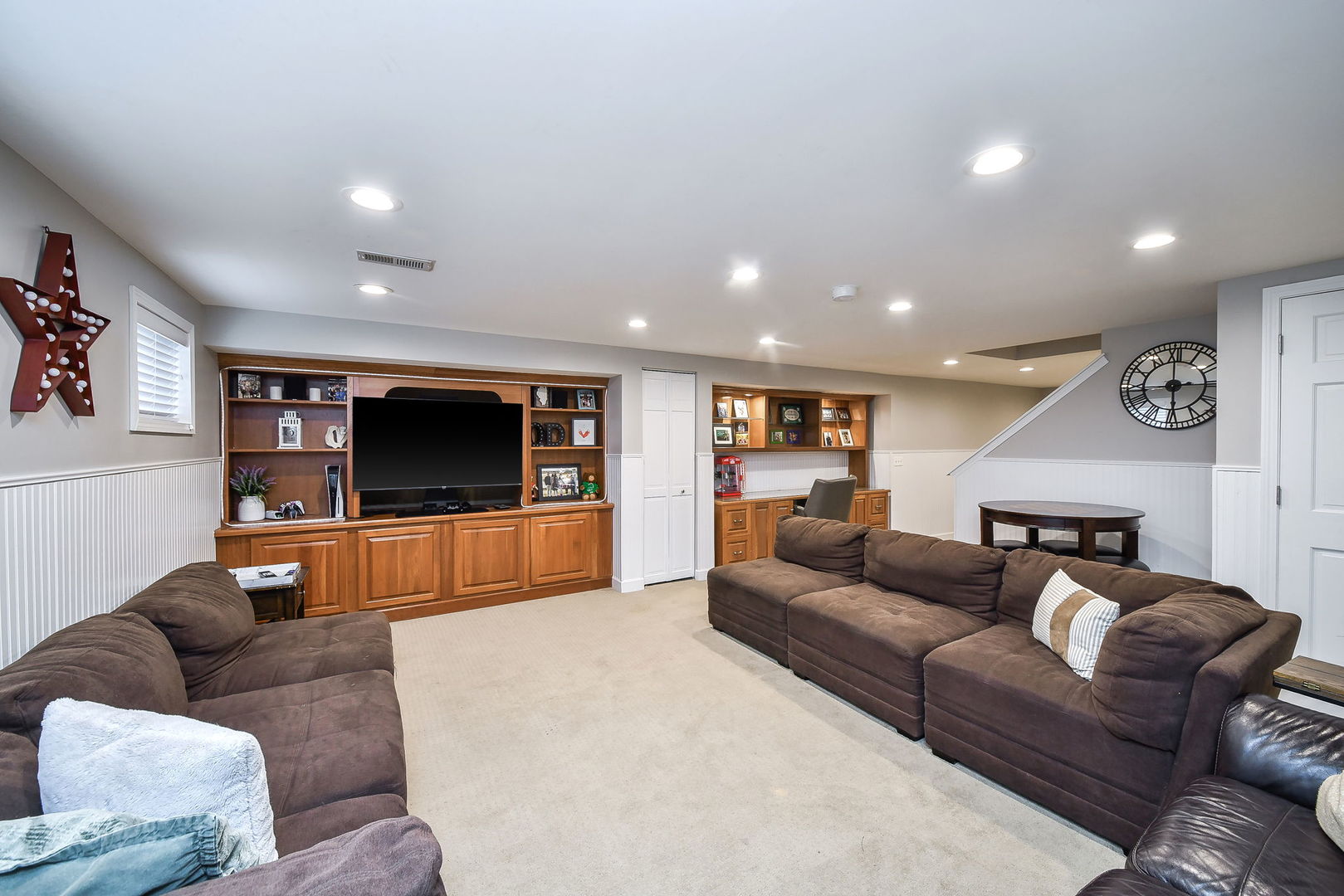 75 Hawkins Circle
