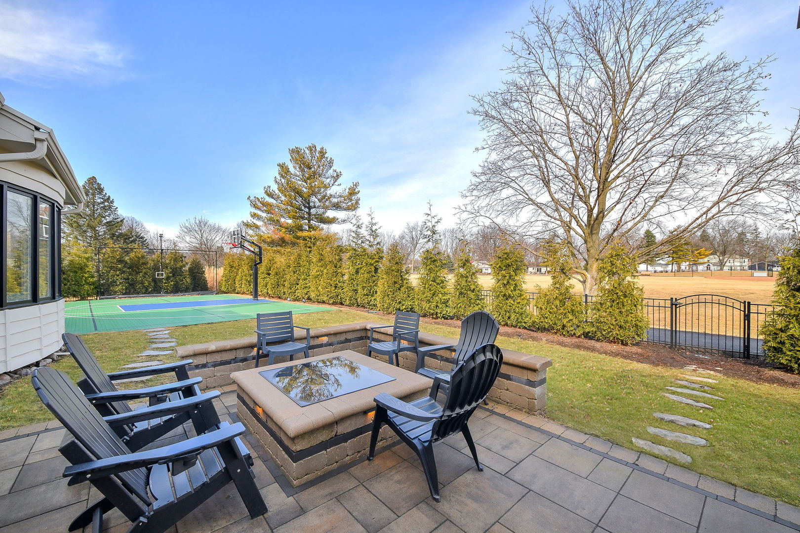 75 Hawkins Circle