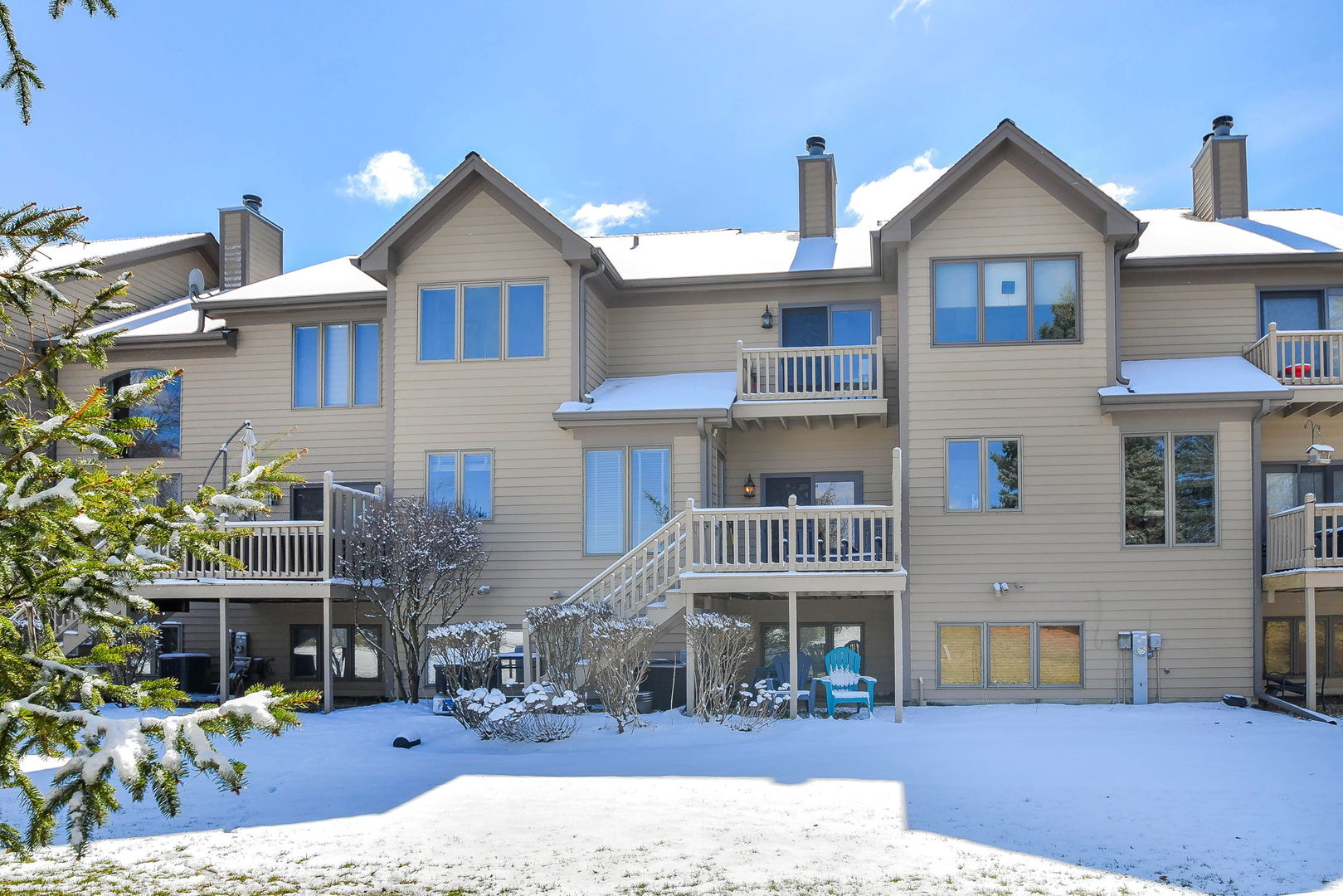 26W024 Klein Creek Drive