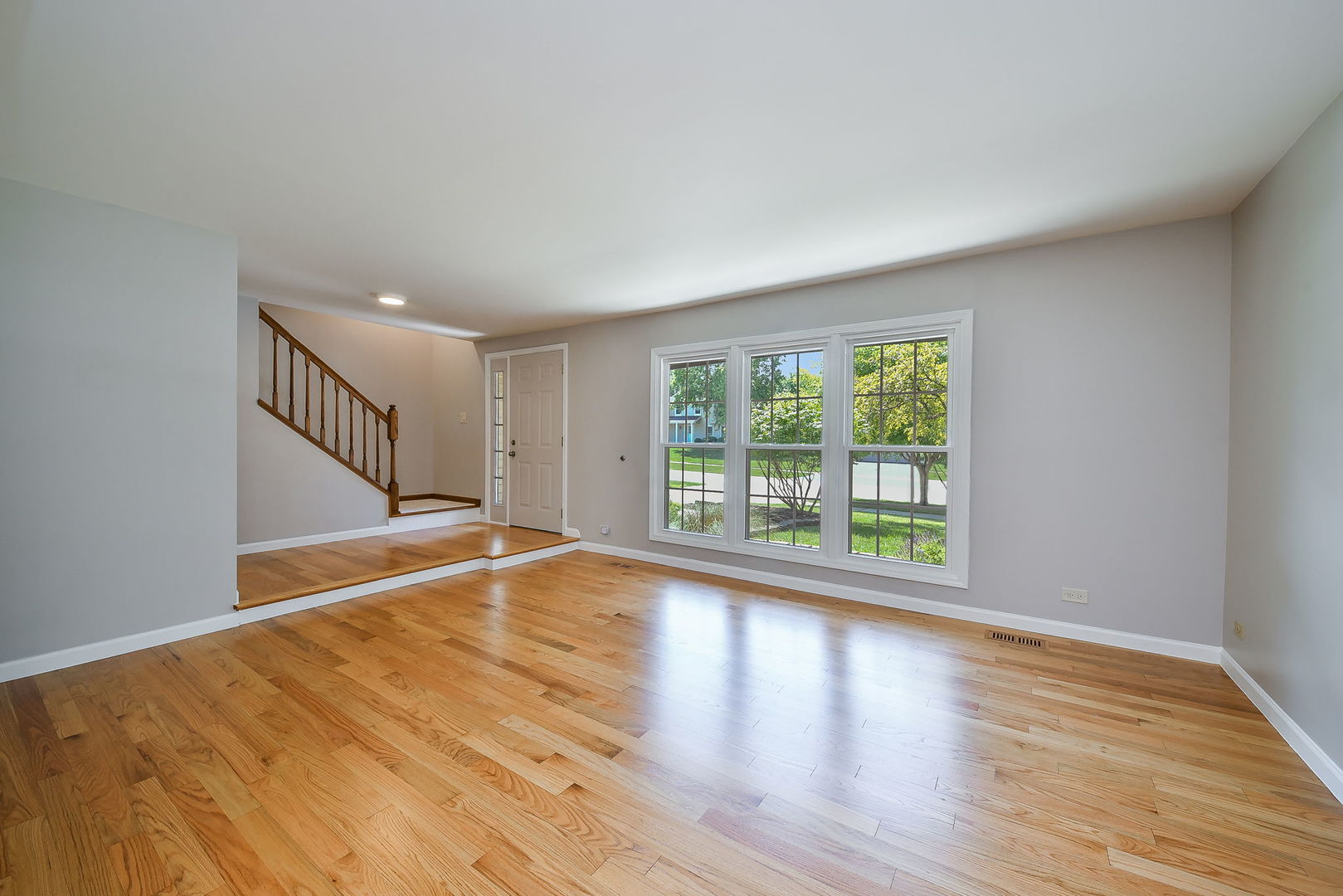 27W098 Walnut Drive
