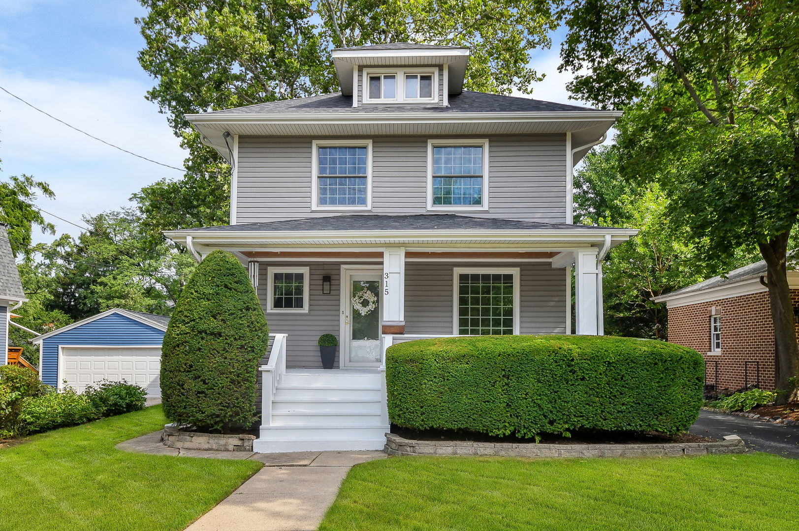 315 W Oak Avenue