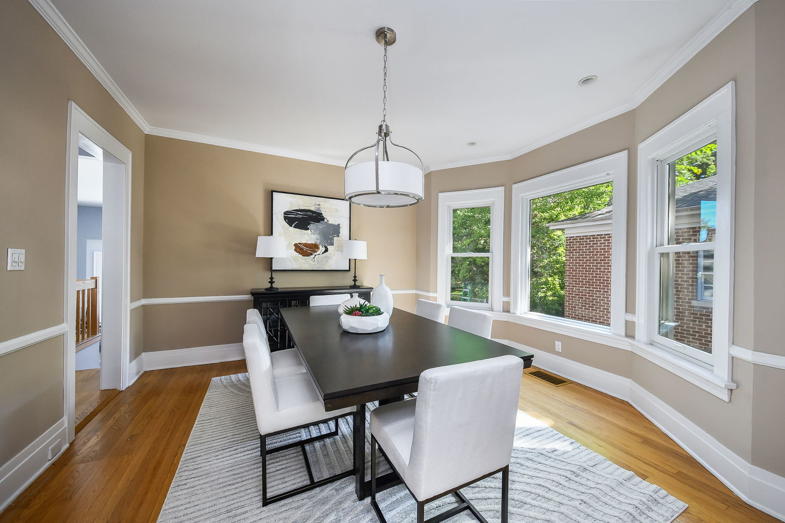 315 W Oak Avenue