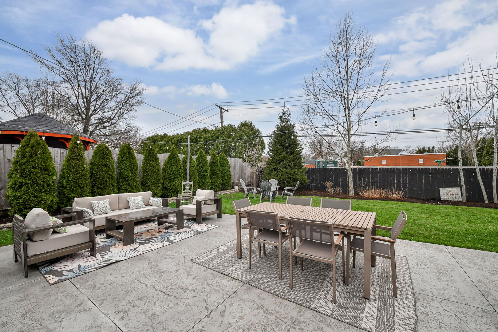 608 Bridle Lane
